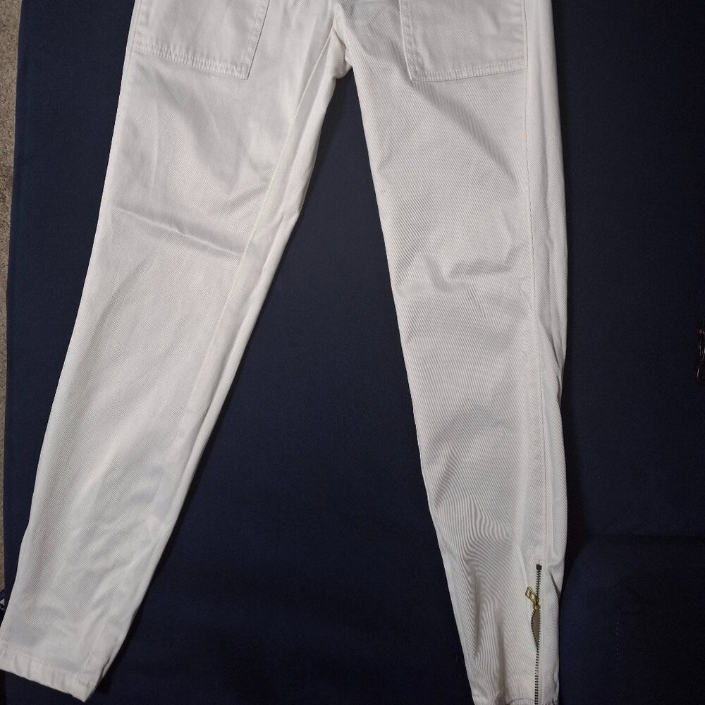 New York & CO White Cropped Pants